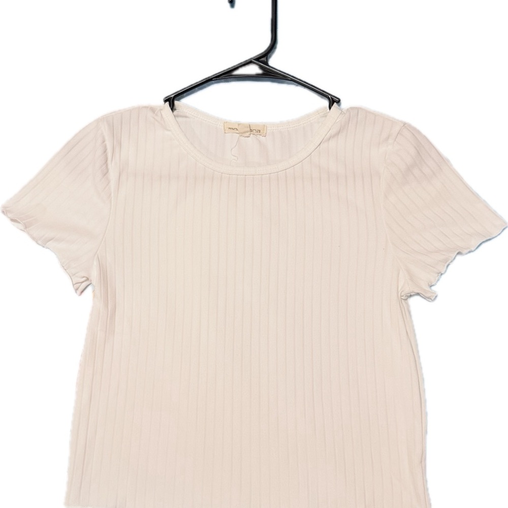 White Ribbed Short Sleeve Tee – Soft Stretch – Excellent Condition - Size Small